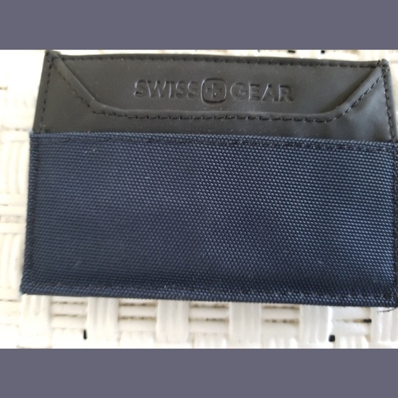 SwissGear Other - SwissGear Navy Magnetic Money Clip